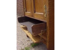 Maple & Co., Oak Arts & Crafts Breakfront Sideboard/bookcase - Thumbnail 3
