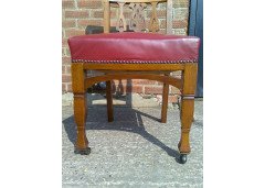 Shapland & Petter. An Arts & Crafts Oak 14 seater extending dining table with three leaves and eight matching chairs - Thumbnail 19