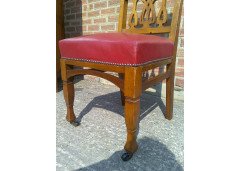 Shapland & Petter. An Arts & Crafts Oak 14 seater extending dining table with three leaves and eight matching chairs - Thumbnail 20