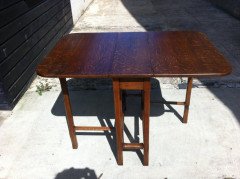 A Well-Crafted Arts & Crafts Oak side/drop leaf table - Thumbnail 3