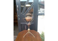 W. A. S. Benson. Rare brass and copper 3 leg oil lamp - Thumbnail 1