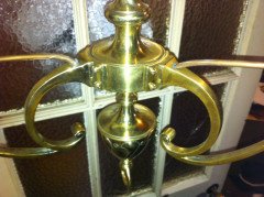 A Good Quality Arts & Crafts Three Branch Brass Ceiling Light - Thumbnail 6