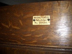 A Well-Crafted Arts & Crafts Oak hallrobe and matching hallseat - Thumbnail 9