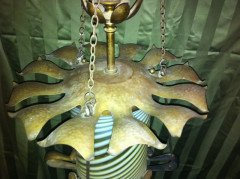 A good Arts & Crafts gilt and brass lantern - Thumbnail 4