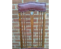 An Arts & Crafts Oak chair - Thumbnail 3