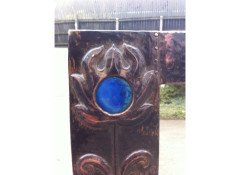 John Pearson. A superb Arts & Crafts copper mirror with beautiful blue Ruskin roundels - Thumbnail 3
