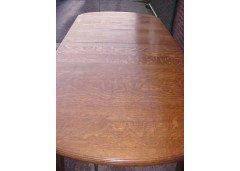 An Arts & Crafts 'round ended' wind-out extending dining table - Thumbnail 2