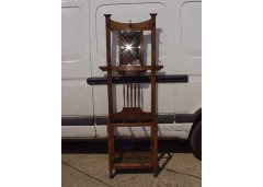 Shapland & Petter. A Top Quality Mirror Back Hallstand