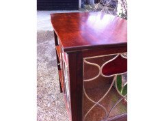 Shapland & Petter. An Arts & Crafts walnut side table cabinet - Thumbnail 7