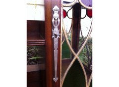 Shapland & Petter. An Arts & Crafts walnut side table cabinet - Thumbnail 8