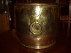 C. F. A Voysey, Style of. A superb quality brass coal/plant bucket - Thumbnail 1