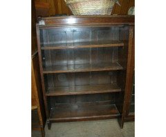 Liberty & Co. A quality Arts & Crafts 1/4 sawn Oak breakfront bookcase - Thumbnail 3