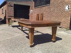 Wylie & Lochhead. A rare 16 foot long Arts & Crafts Oak extending dining table with six original leaves - Thumbnail 4