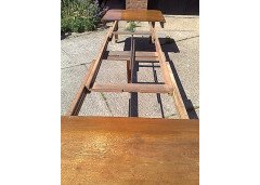 Wylie & Lochhead. A rare 16 foot long Arts & Crafts Oak extending dining table with six original leaves - Thumbnail 5