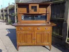 A Sweet Little Arts & Crafts Oak Sideboard with Nice Proportions - Thumbnail 3