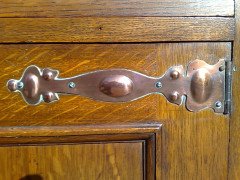 A Sweet Little Arts & Crafts Oak Sideboard with Nice Proportions - Thumbnail 7