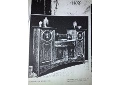 Shapland & Petter. An Arts & Crafts Oak sideboard in the Glasgow Style - Thumbnail 11
