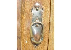 Shapland & Petter. An Arts & Crafts Oak washstand - Thumbnail 6