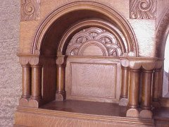 An Arts & Crafts Oak sideboard with engraved copper metalwork - Thumbnail 7