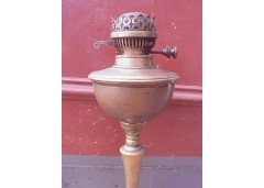 W. A. S. Benson. A brass and copper oil lamp - Thumbnail 3