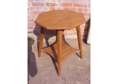 Liberty & Co., attributed. A Large Octagonal Arts & Crafts Oak Side Table with Moorish Detailing - Thumbnail 4