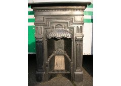A Well-Crafted late Victorian or early Edwardian fireplace - Thumbnail 1
