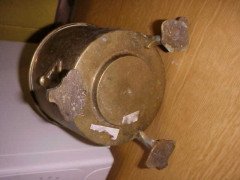 Arts & Crafts Brass Jardinière with Stylised Heart Tripod Brackets - Thumbnail 4
