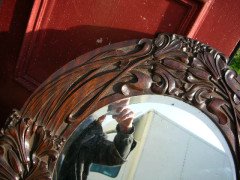 A large Arts & Crafts Oak mirror with floral carving of superior craftsmanship. - Thumbnail 7