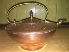 W. A. S. Benson. A copper and brass warming tray, with stylised feet. - Thumbnail 6