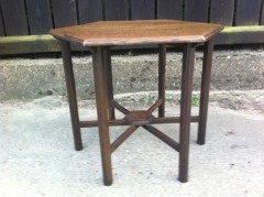 A Well-Crafted Cotswold School Oak low sidetable - Thumbnail 2