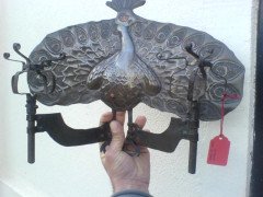 John Pearson. A superb quality Arts & Crafts Peacock wall sconce - Thumbnail 1