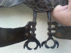 John Pearson. A superb quality Arts & Crafts Peacock wall sconce - Thumbnail 3