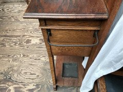 Liberty & Co. A superb Oak Arts & Crafts Hallstand - Thumbnail 12