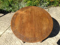 Arthur Simpson. A Well-Crafted Arts & Crafts Oak side table - Thumbnail 2