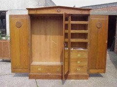 Liberty & Co. An Arts & Crafts treble wardrobe - Thumbnail 3