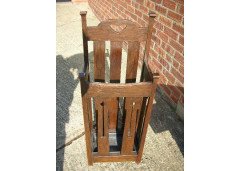 Liberty & Co. A classic Oak stick stand - Thumbnail 3