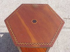 Shapland & Petter. A mahogany hexagonal sidetable - Thumbnail 3
