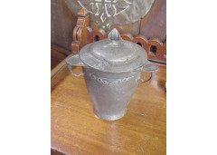 Kayserzinn. An Art Nouveau Pewter Jar & Lid with Three Stylised Handle - Thumbnail 2