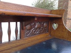 Shapland and Petter. A stunning Arts and Crafts oak desk with an upper shelf - Thumbnail 8
