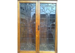 Shapland & Petter. An Arts & Crafts Oak bookcase of superior quality with flaring cornice - Thumbnail 5