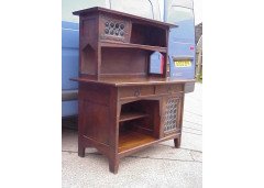Liberty & Co., a Top Quality 1/4 Sawn Oak Arts & Crafts Sideboard - Thumbnail 2