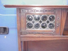 Liberty & Co., a Top Quality 1/4 Sawn Oak Arts & Crafts Sideboard - Thumbnail 3