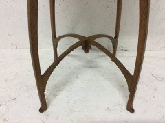 Gustave Serrurier-Bovy, Style of. An Art Nouveau Oak side table/plant stand - Thumbnail 5