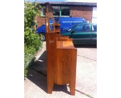 Shapland & Petter. An Arts & Crafts dressing table with heart cut-outs below the shelf - Thumbnail 2