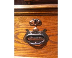 Shapland & Petter. An Arts & Crafts dressing table with heart cut-outs below the shelf - Thumbnail 7