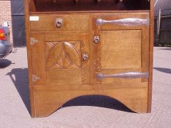 G. M. Ellwood for Bath Cabinet Makers. An Arts & Crafts Oak sideboard - Thumbnail 10