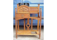 Shapland & Petter. A sweet little Arts & Crafts Oak stickstand - Thumbnail 1