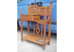 Shapland & Petter. A sweet little Arts & Crafts Oak stickstand - Thumbnail 2