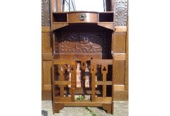 Shapland & Petter. An Arts & Crafts Oak hallstand - Thumbnail 6