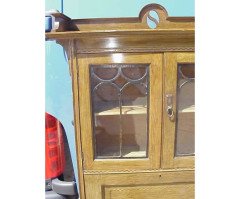 Harris Lebus. a Good Quality Glasgow-Style Arts and Crafts Oak Bureau Bookcase - Thumbnail 3